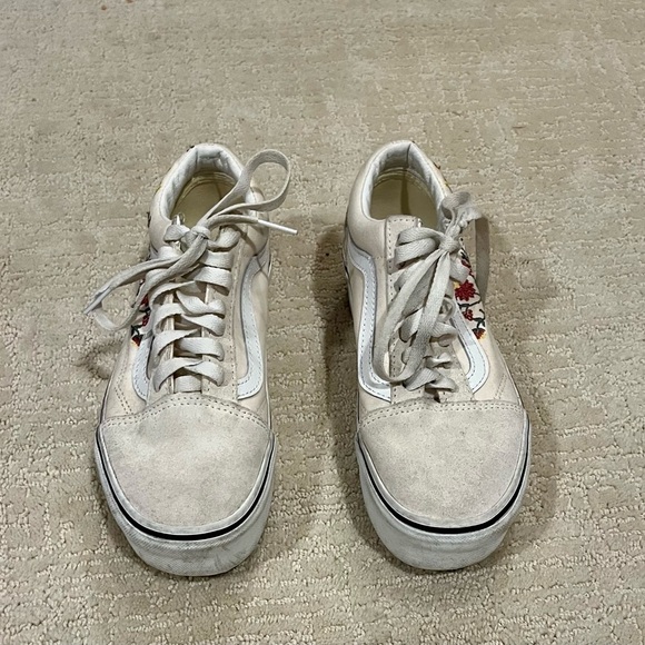 VANS Floral Embroidered Platform Sneakers women’s size 6.5 - Picture 4 of 6